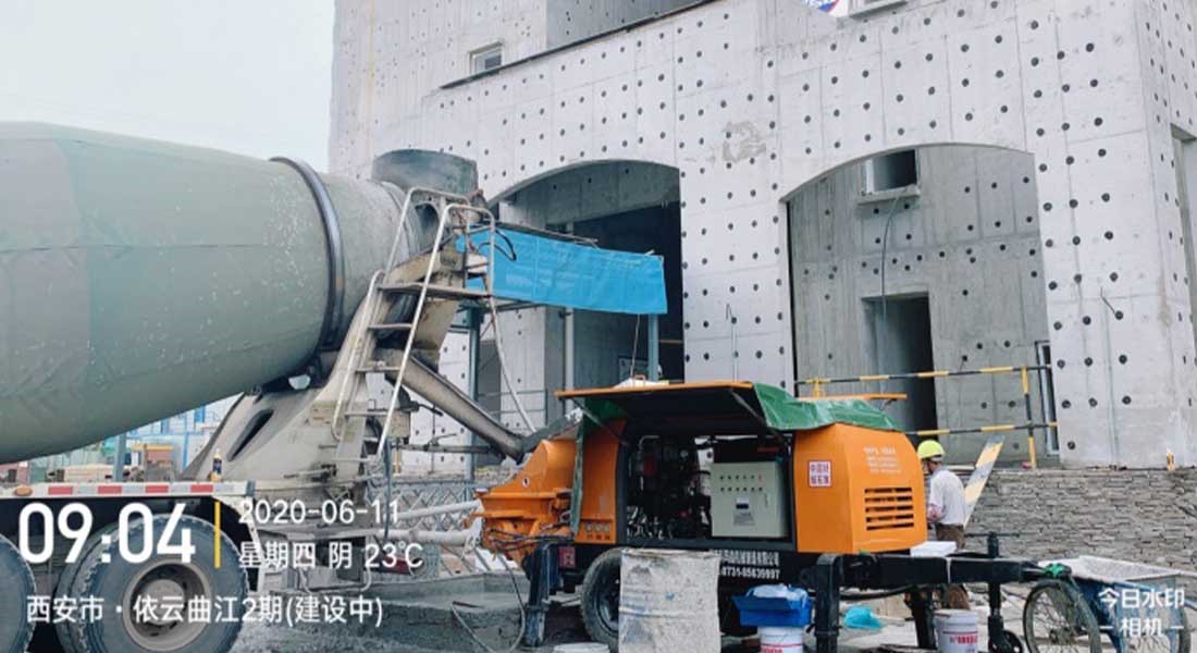 科瑪森K3T-180H西安曲江項目43層混凝土澆筑順利泵送