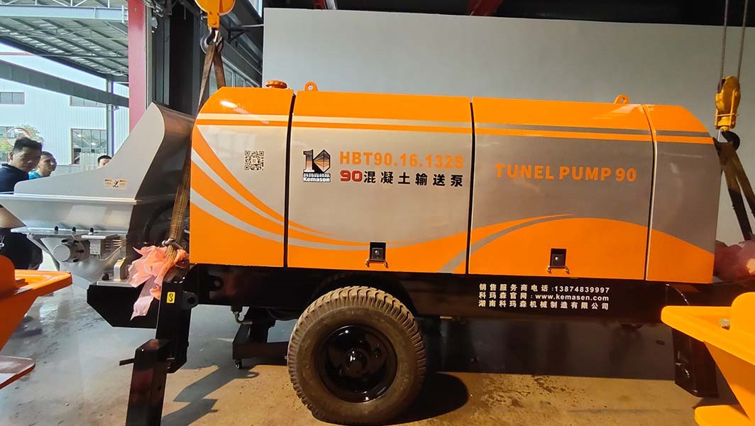 河北地區(qū)科瑪森90泵大顆粒混凝土高層澆筑現(xiàn)場：快速輸送，高效使用
