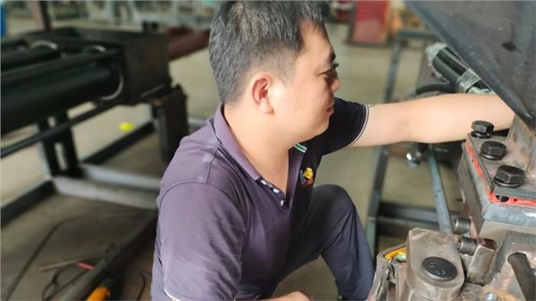 「科瑪森人物故事」侯洪威——在勤奮中成長(zhǎng)，滋生向上的力量