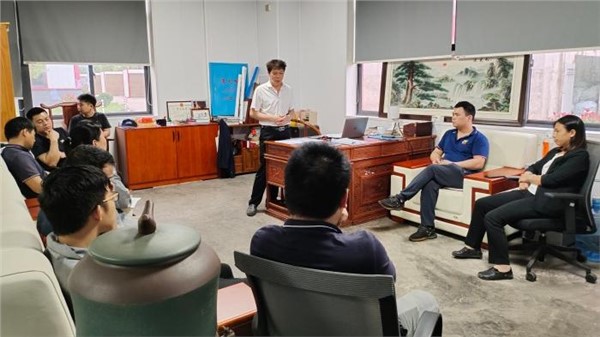 【科瑪森公司】舉辦安全生產(chǎn)會(huì)議，強(qiáng)調(diào)安全意識(shí)和措施的重要性