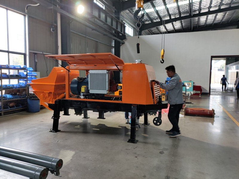 細(xì)石混凝土輸送泵常見(jiàn)的堵管原因分析