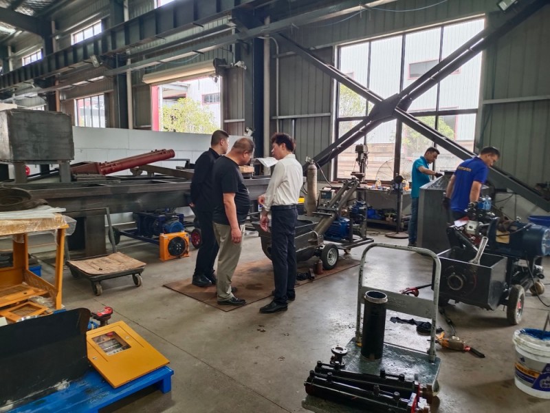 安徽佳樂建機(jī)有限公司董事長孫總一行調(diào)研走訪湖南科瑪森機(jī)械